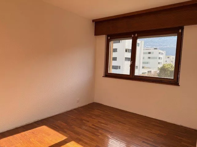 Spacieux et lumineux appartement rénové de 4.5 pièces au 1er étage