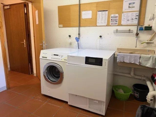 Spacieux et lumineux appartement rénové de 4.5 pièces au 1er étage