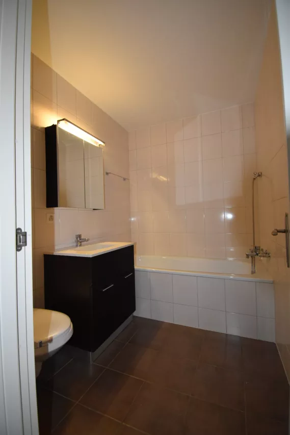 Spacieux et lumineux 4.5 pièces au 1er étage