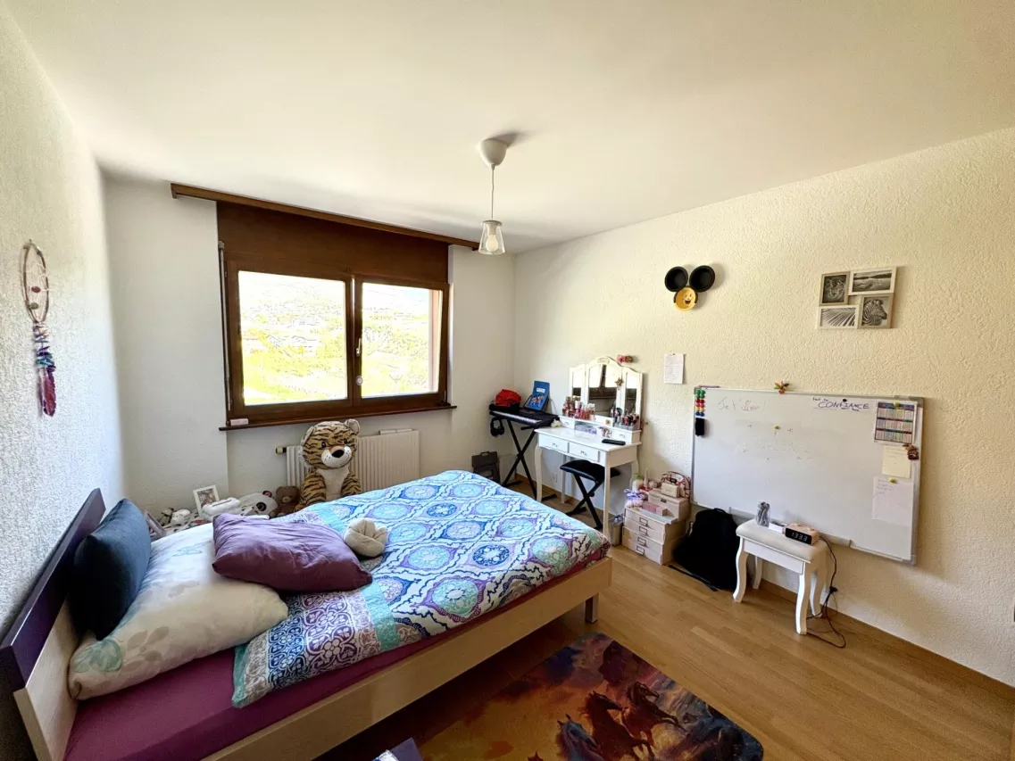 Lumineux 4.5 pièces au 1er étage