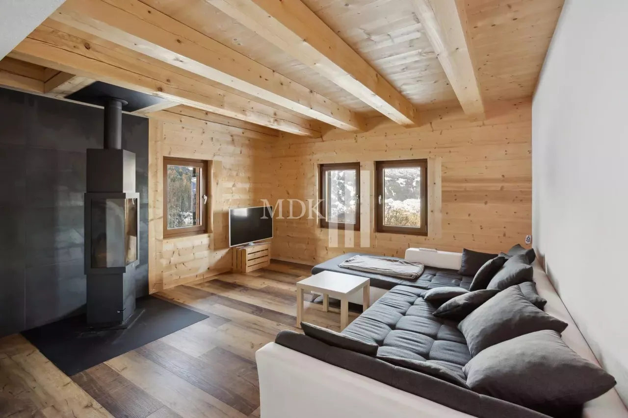 Beautifully renovated and insulated chalet