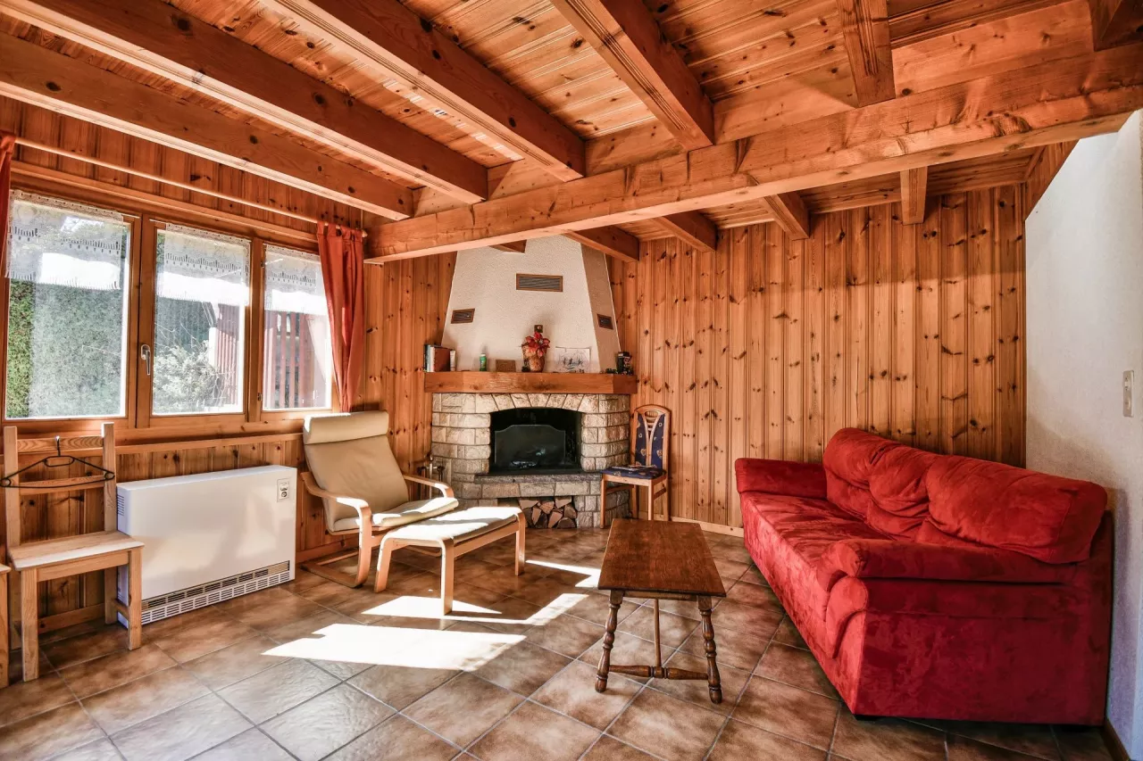 Opportunity! Beautiful chalet in a quiet neighborhood