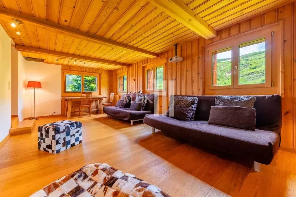 Rare ! Magnifique chalet rénové sur les pistes