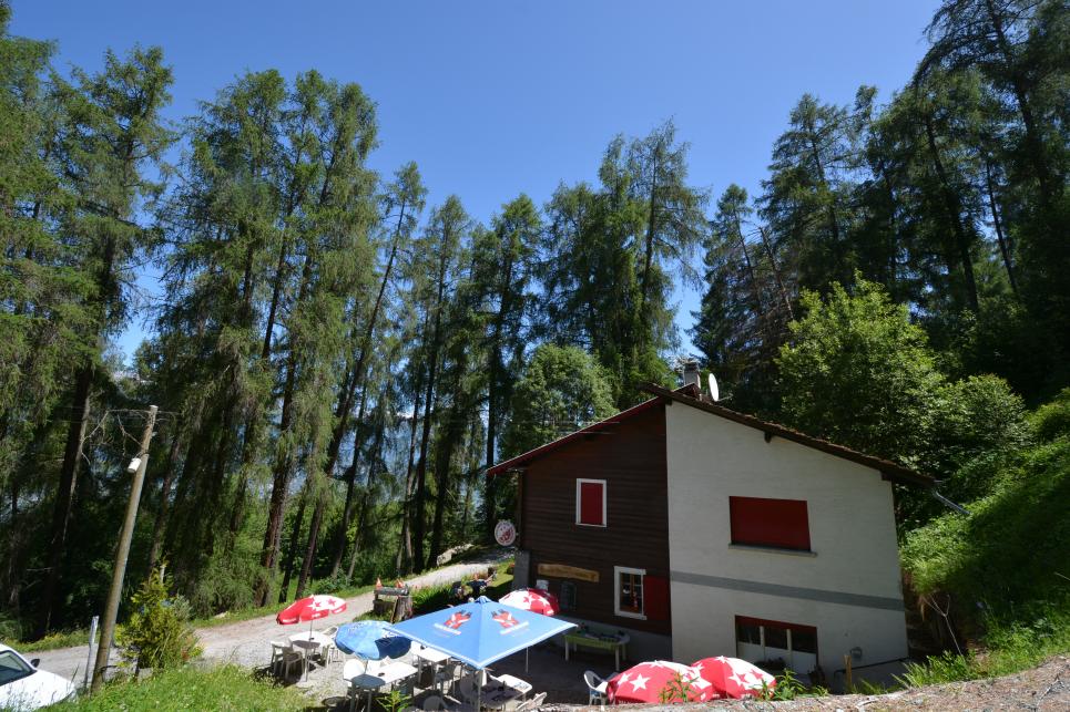 Immeuble mixte aux Mayens-de-Sion