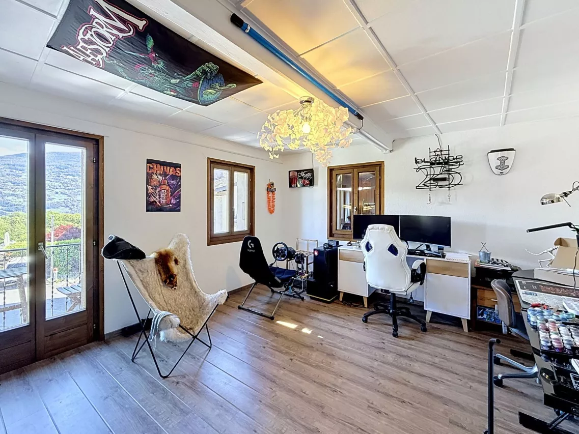 Authentique maison villageoise de 2 appartements