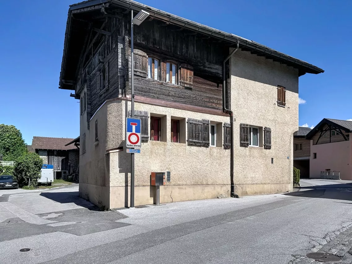 Authentique maison villageoise de 2 appartements