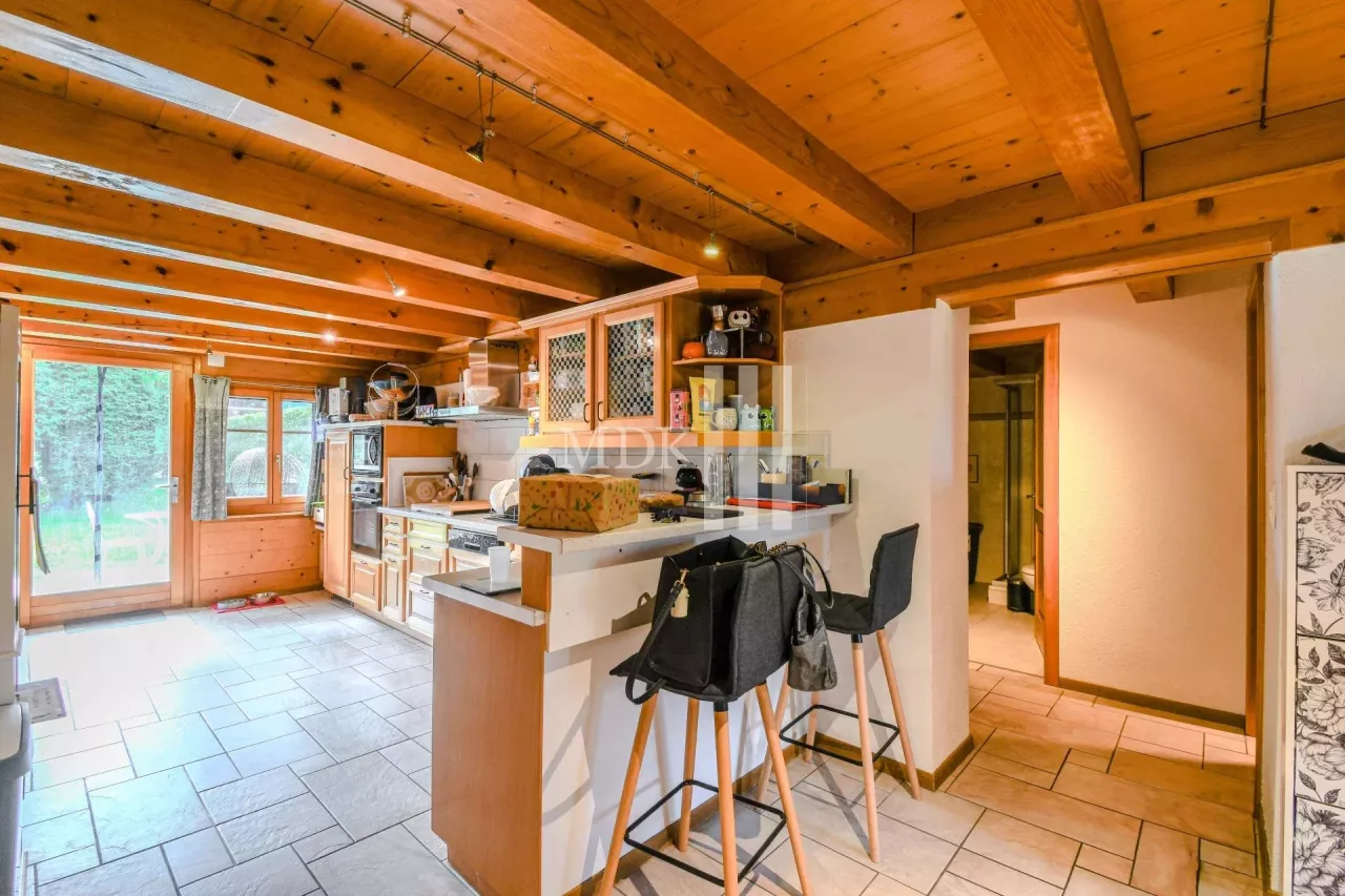 Authentique chalet de deux appartements