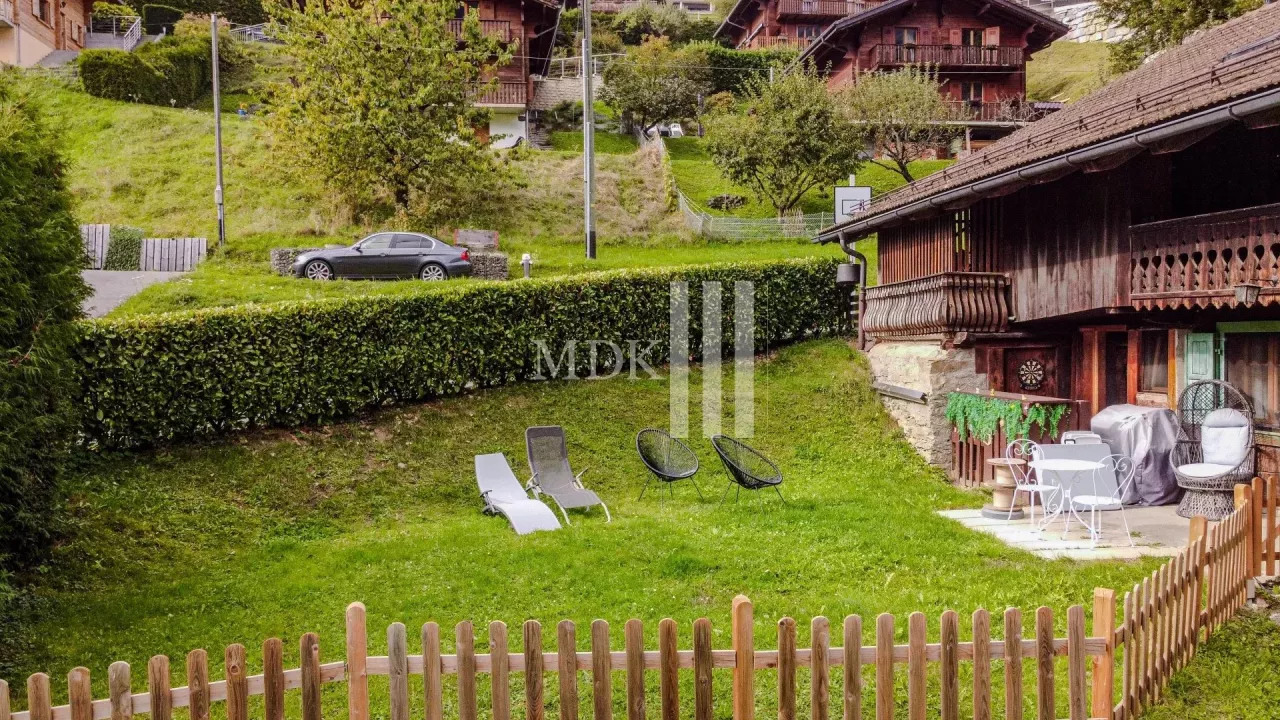 Authentique chalet de deux appartements