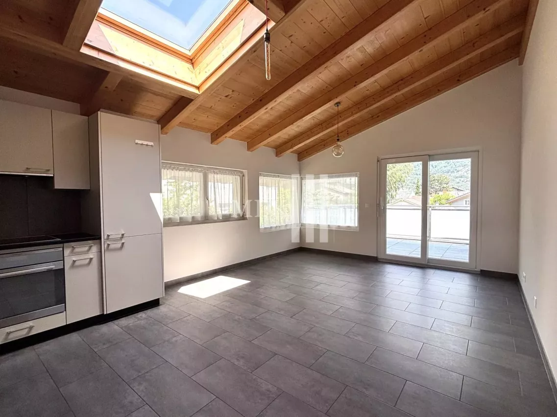 Bel appartement de 2.5 pièces à louer à Evionnaz