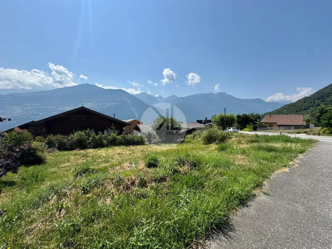 Parcelle libre de mandat - à Chamoson