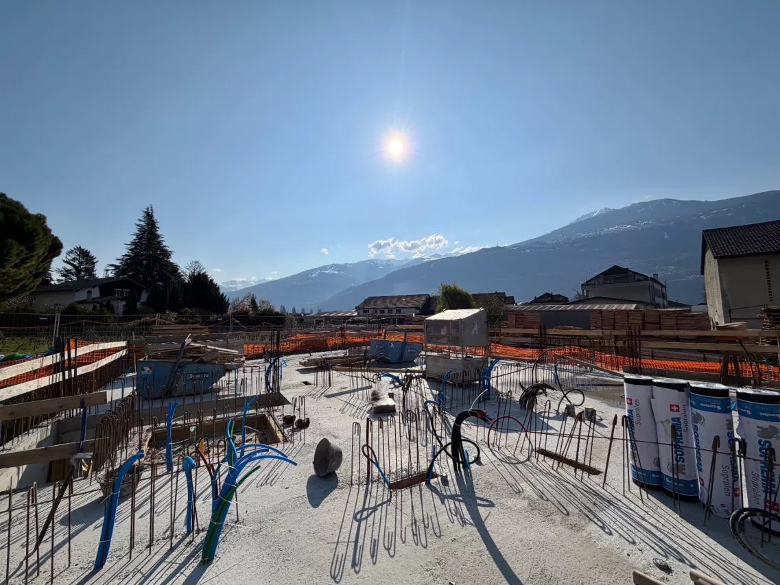 Ardon - Superbe 2.5 pièces avec suite/dressing