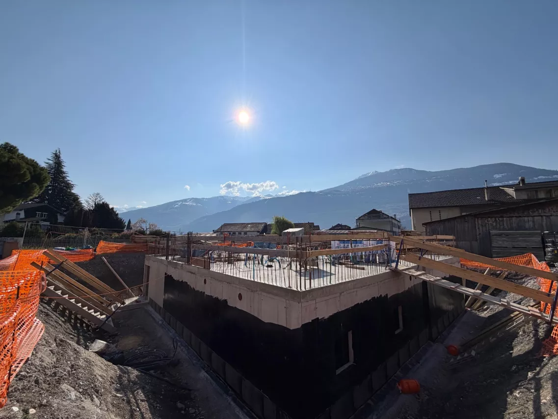 Ardon - Superbe 2.5 pièces avec suite/dressing