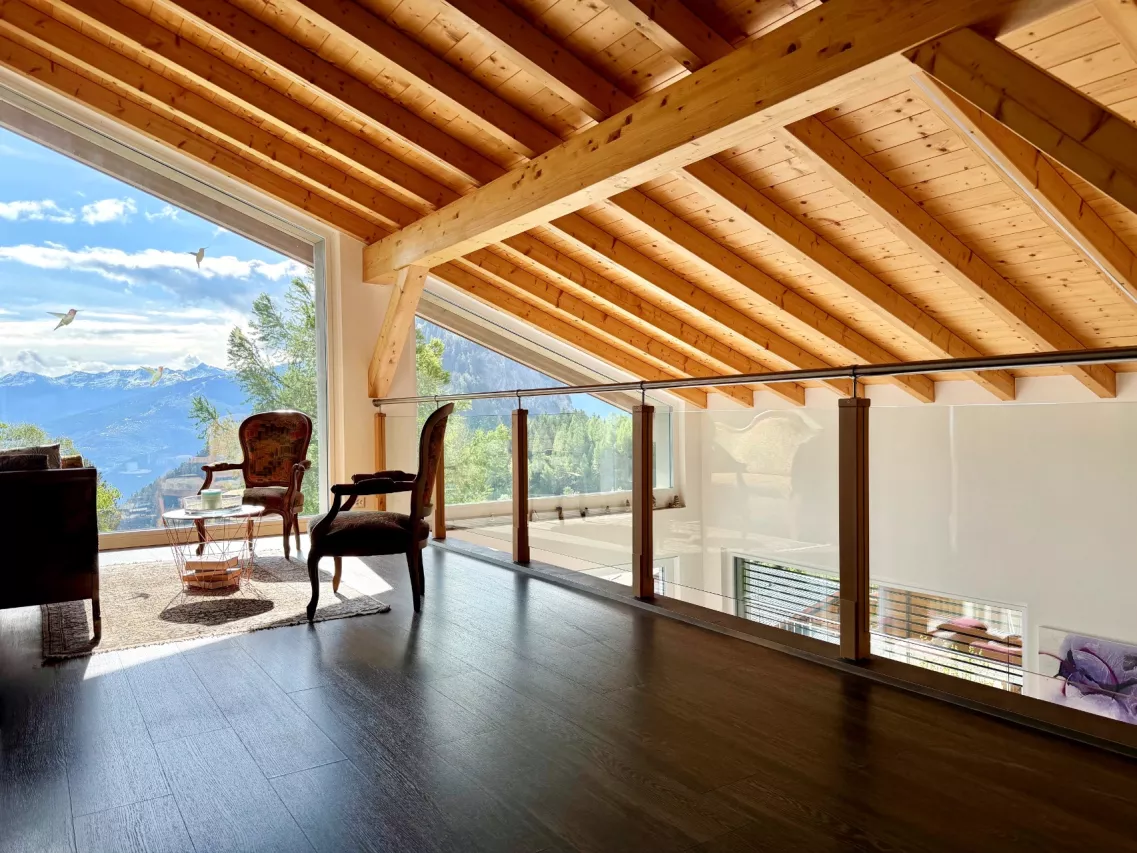 Superbe villa récente, composée de deux appartements