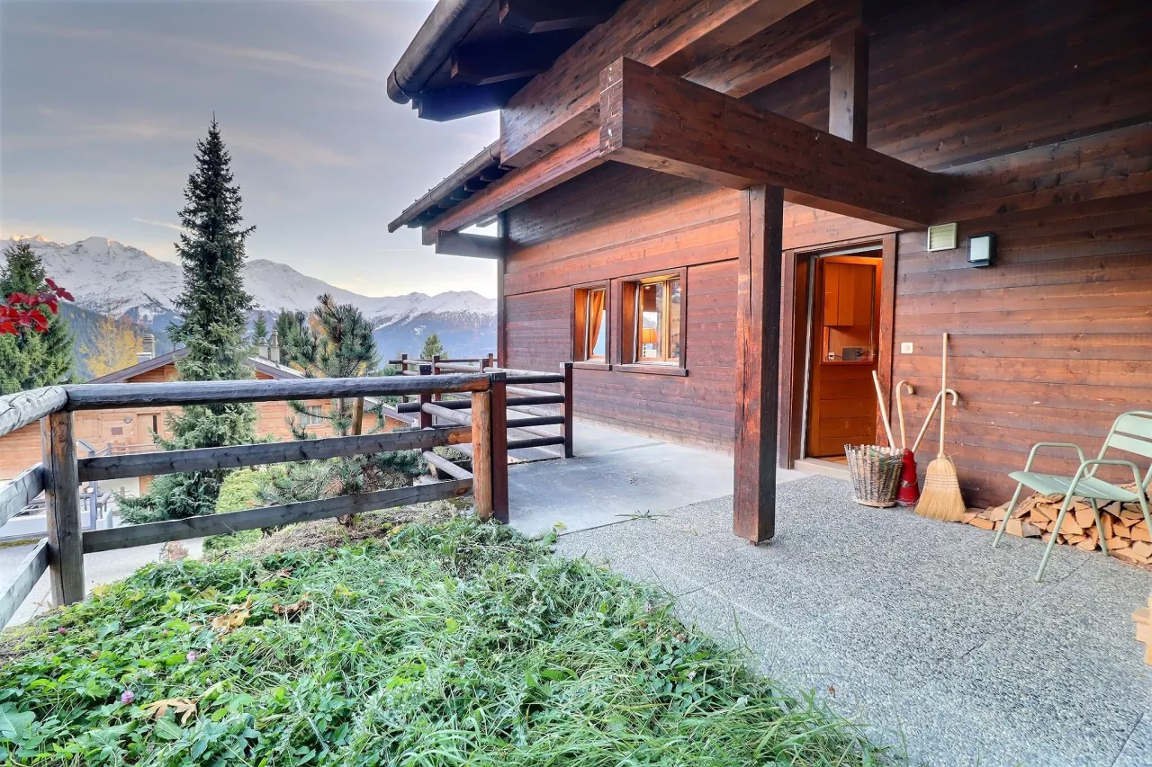 Élégant duplex de 4 pièces avec vue panoramique à vendre