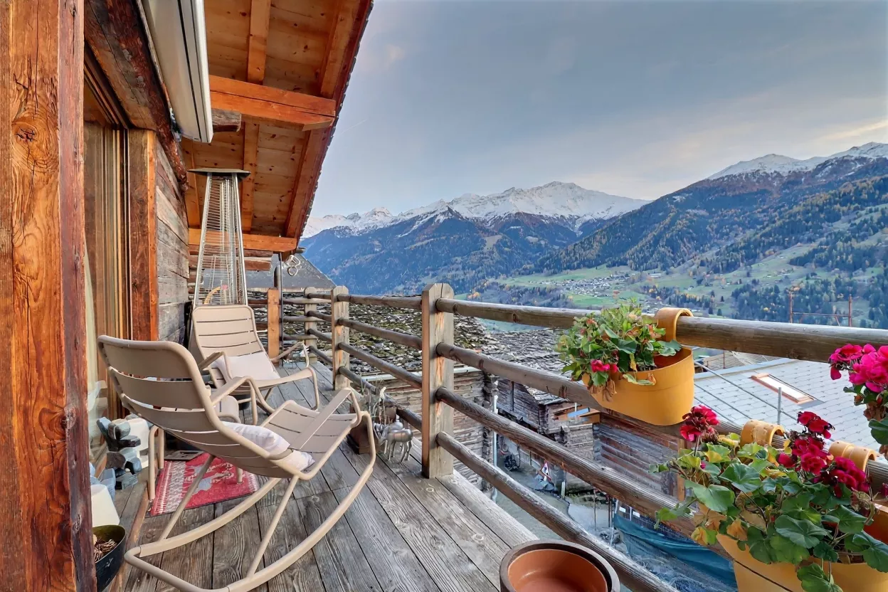Cosy chalet authentique 4 pièces - à vendre à 5 minutes de Verbier