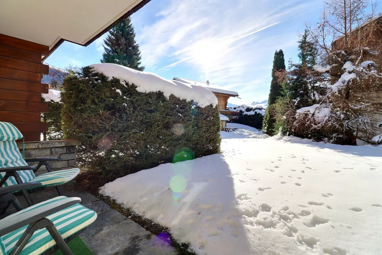 Appartement spacieux et lumineux de 2 chambres avec accès au jardin