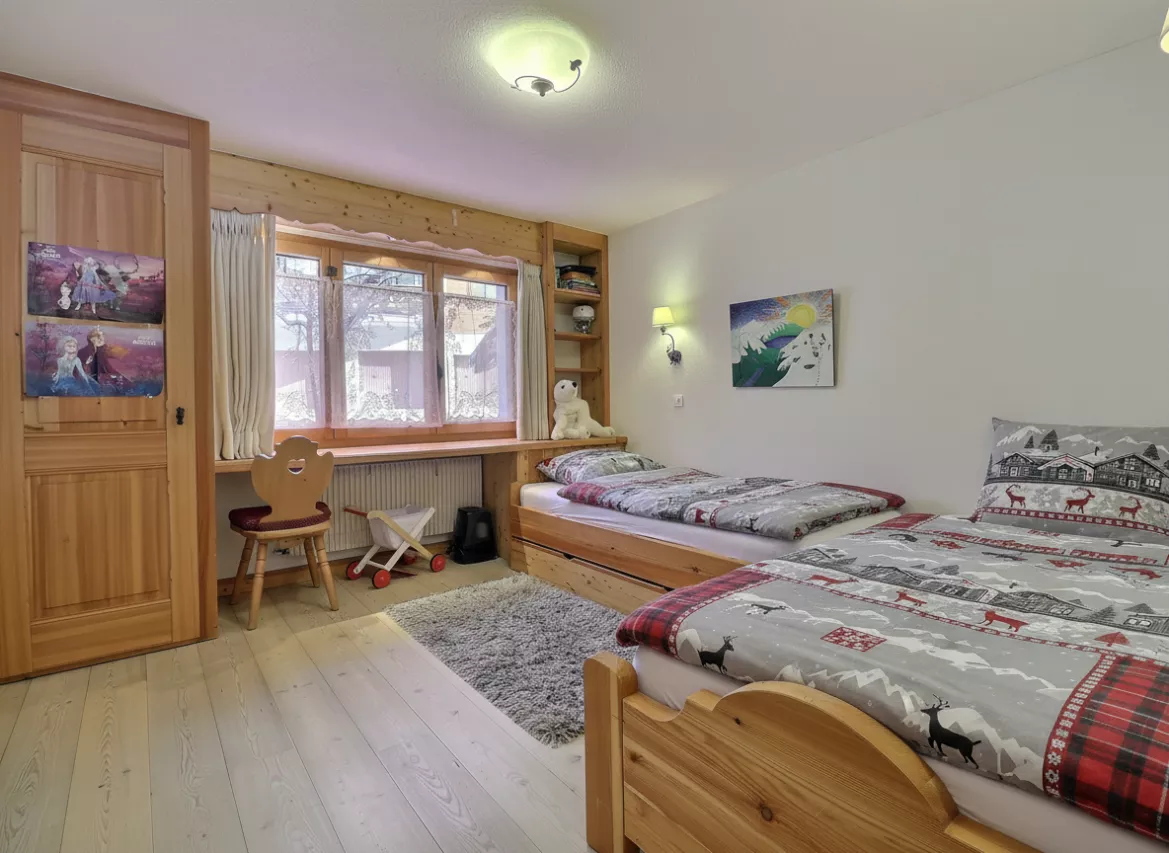 Appartement spacieux et lumineux de 2 chambres avec accès au jardin