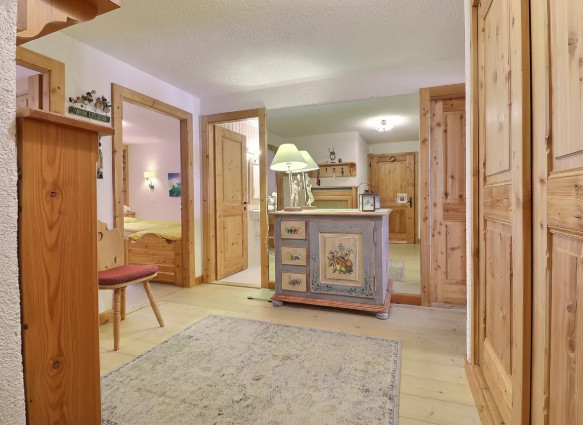 Appartement spacieux et lumineux de 2 chambres avec accès au jardin