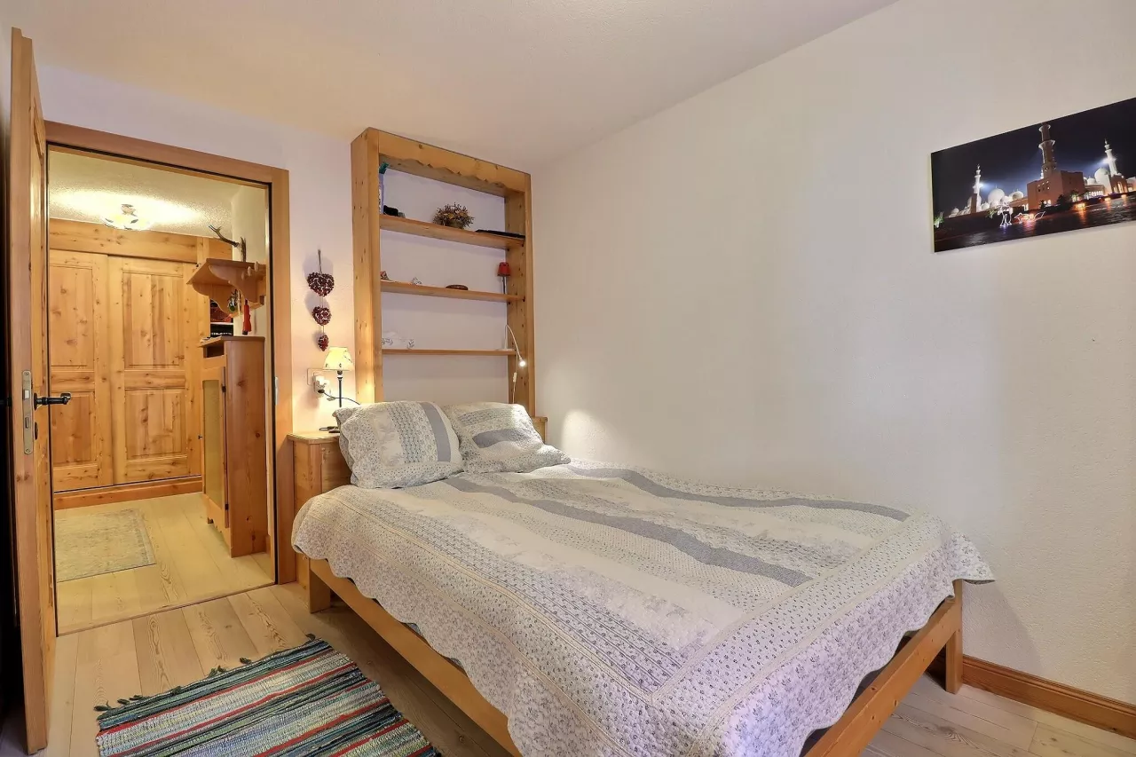 Appartement spacieux et lumineux de 2 chambres avec accès au jardin