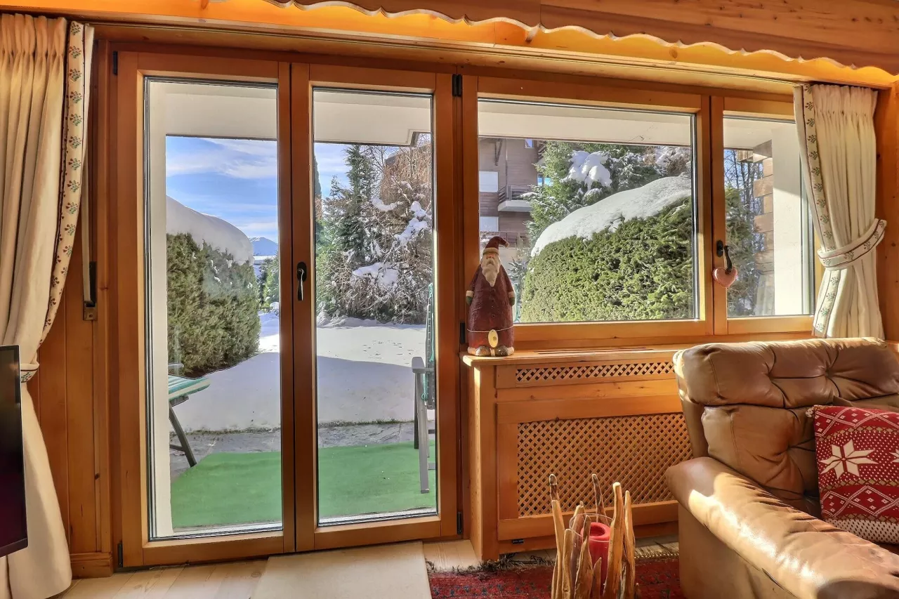 Appartement spacieux et lumineux de 2 chambres avec accès au jardin