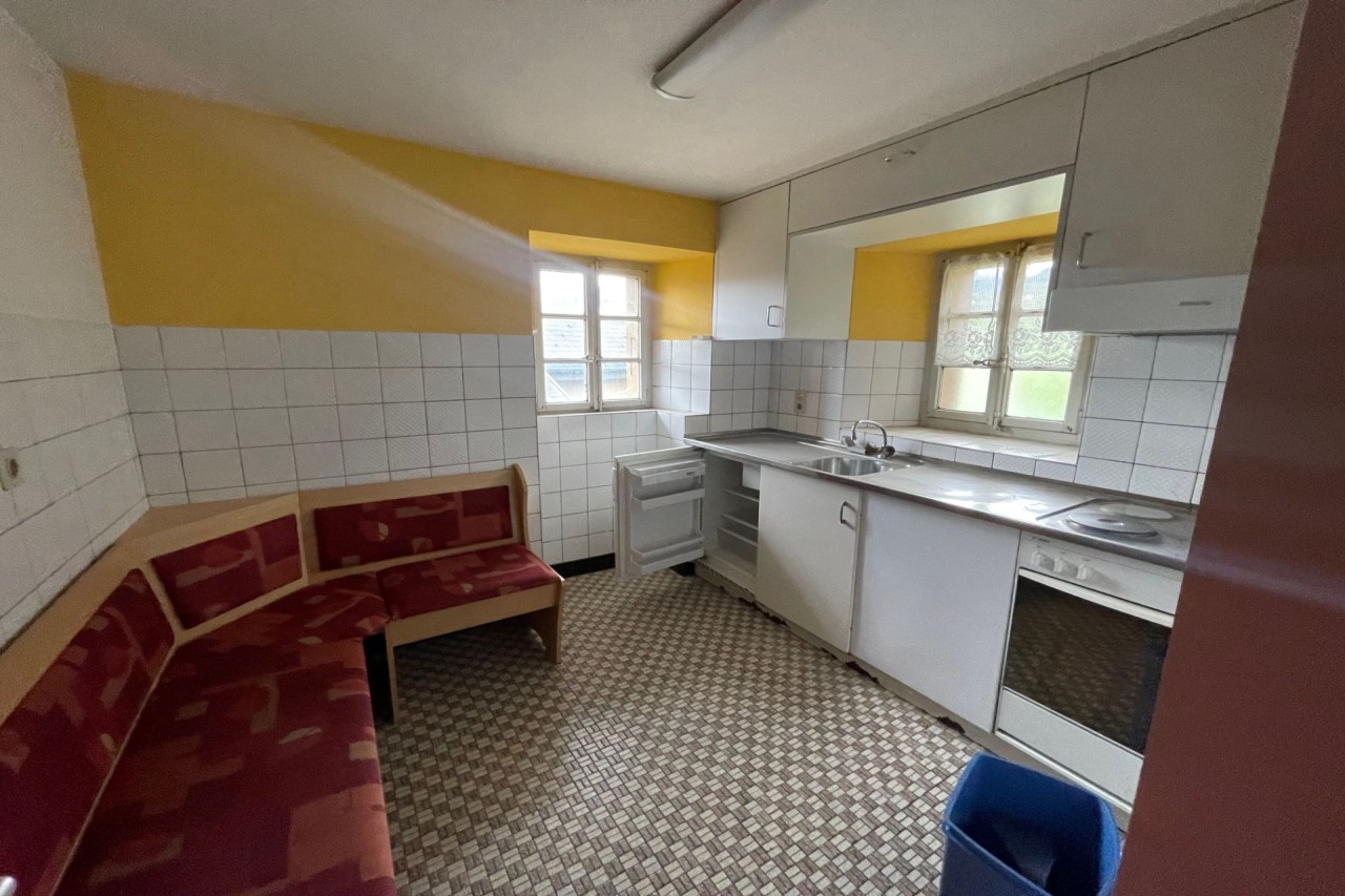 Maison villageoise à rénover de 6 pièces à Savièse