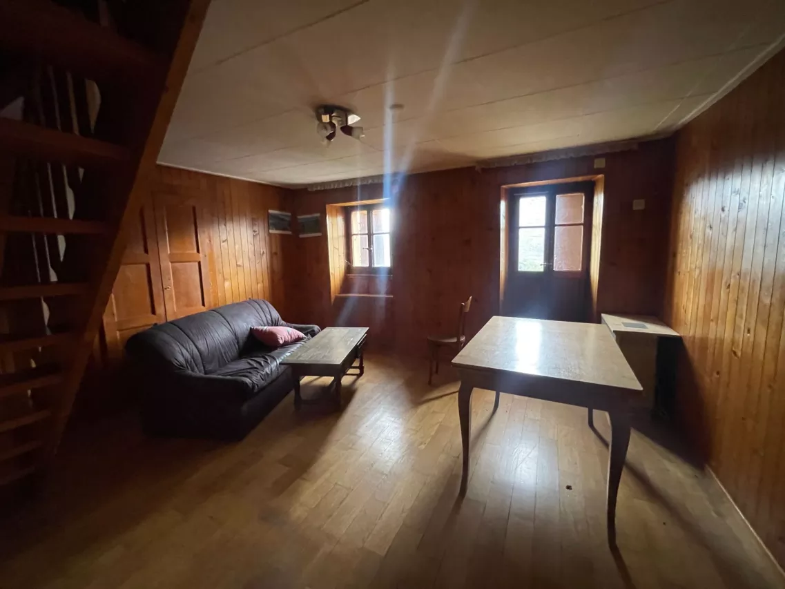 Maison villageoise à rénover de 6 pièces à Savièse
