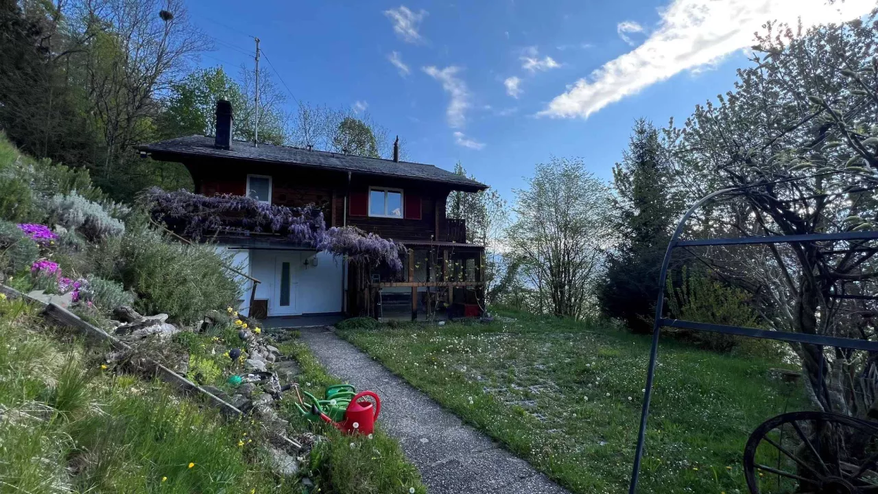 Troistorrents - Cadre de vie idyllique, chalet familial sans nuisances !