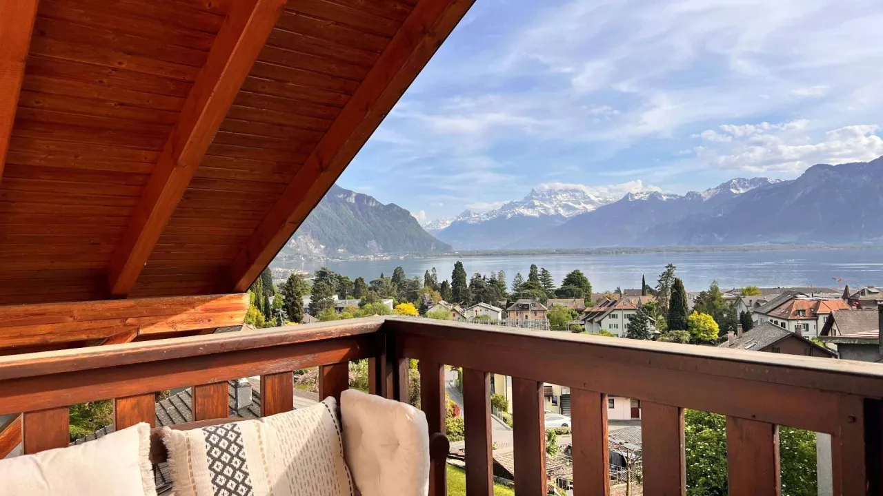 Clarens - Bel appartement mansardé sur les hauts de Tavel !