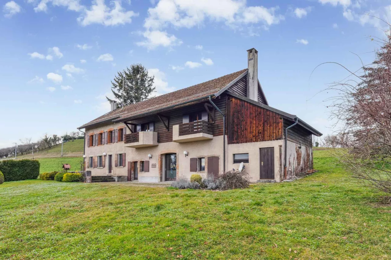 Bussy-Chardonney - Maison de caractère dans un cadre bucolique
