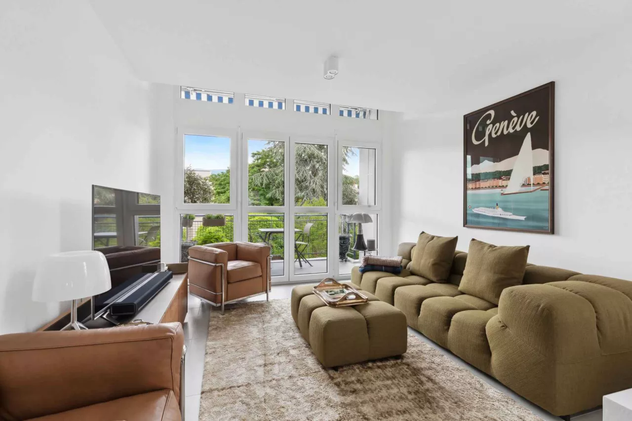 St-Livres - Vaste maison villageoise<br>de deux appartements