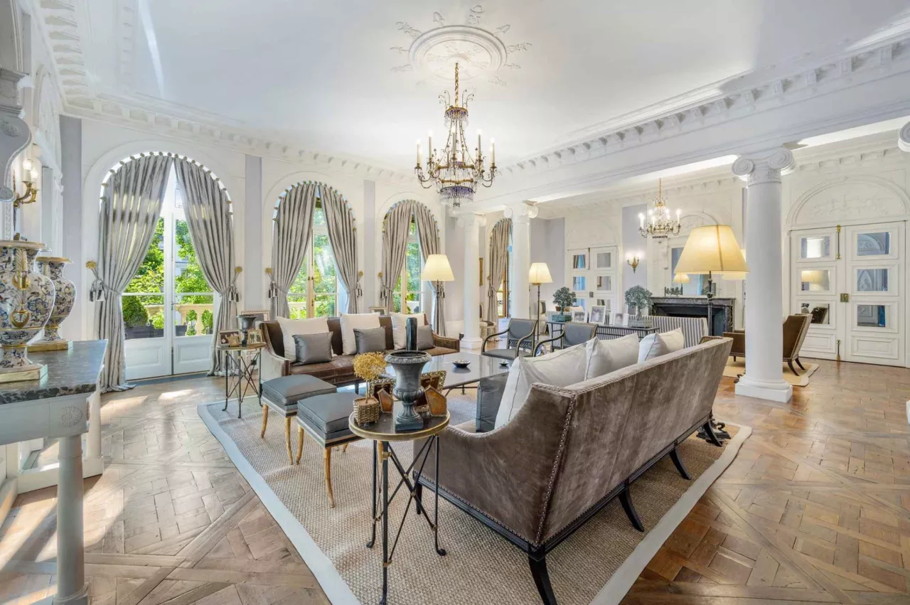 Genève - Exclusif: Somptueux appartement dans le quartier de l'église russe