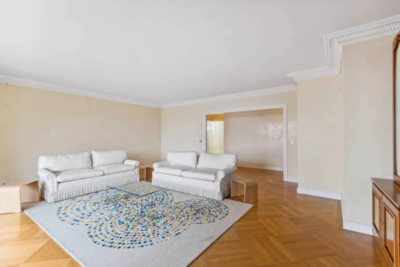 Cologny - Bel attique avec service hôtelier