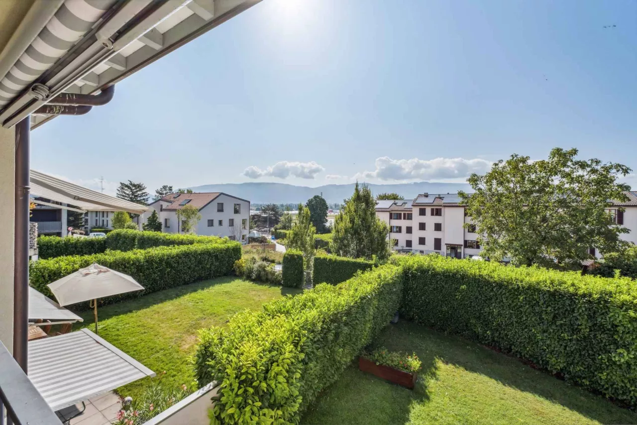 Bernex - Bel appartement en duplex à Bernex