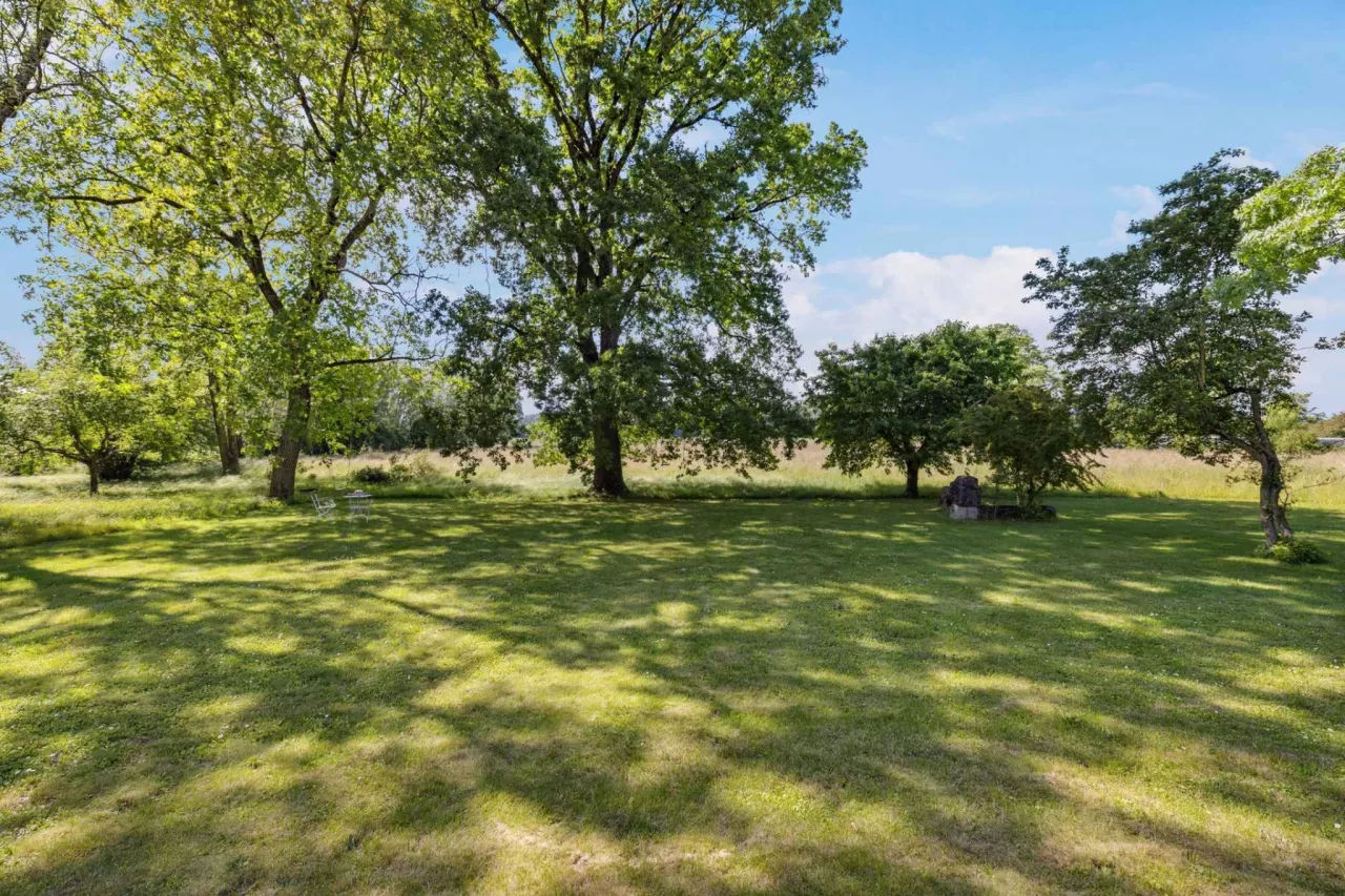 Presinge - Charmante maison individuelle avec grand jardin - à rénover