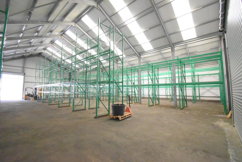 Conthey - Dépôt 1 pièce 960 m2 à Conthey
