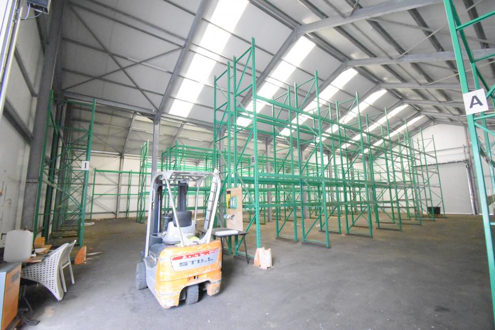 Conthey - Dépôt 1 pièce 960 m2 à Conthey
