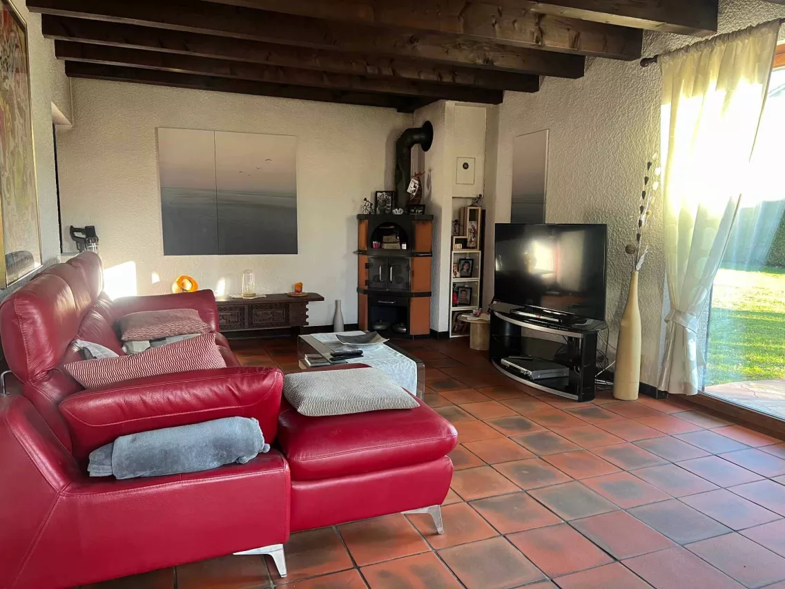 Orbe - Magnifique villa individuelle avec grand jardin entièrement clôturé