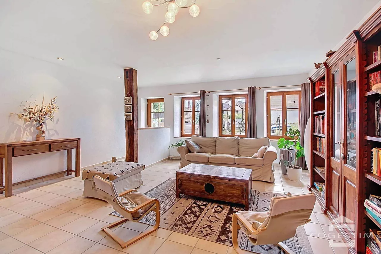 Belmont-sur-Yverdon - Maison familiale avec pool house