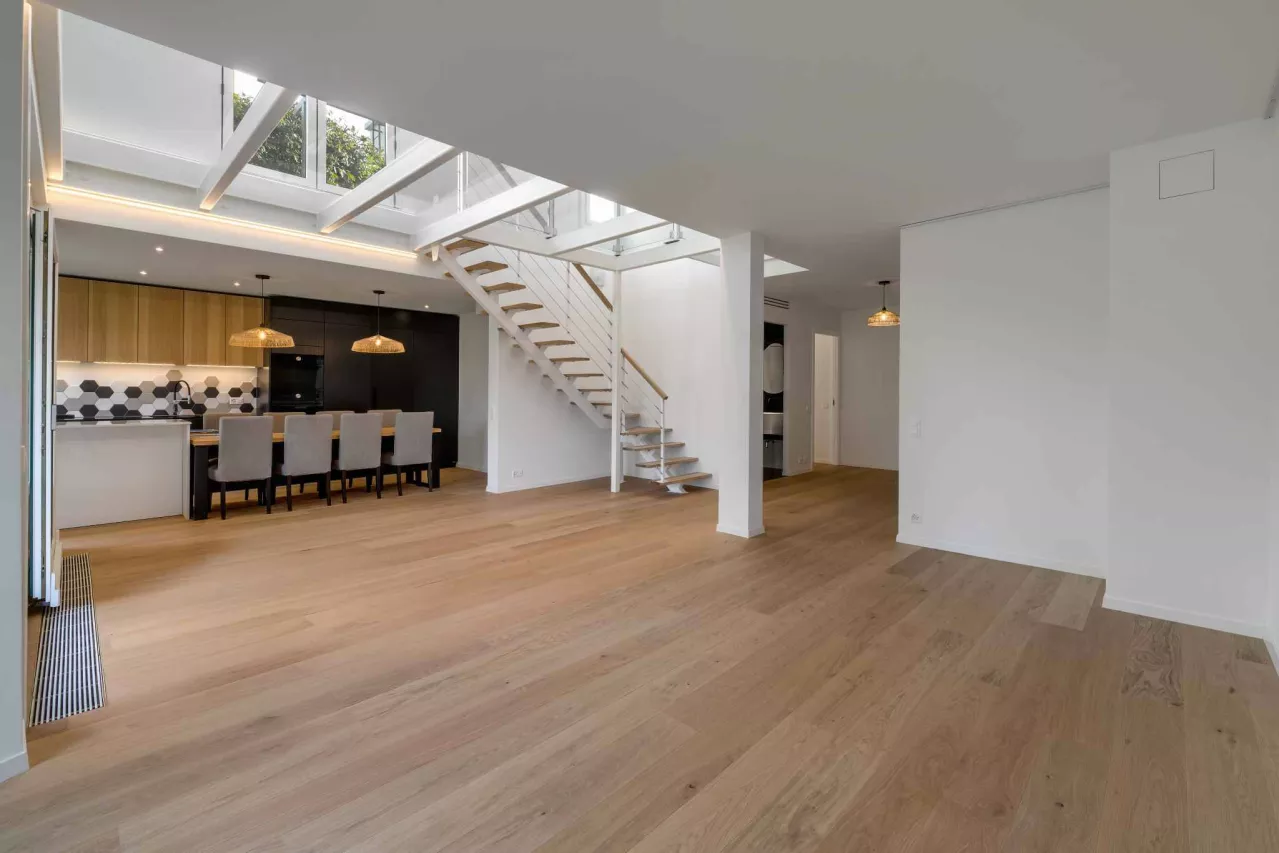 Versoix - Duplex d'exception en attique avec terrasse de 100 m2 - à deux pas du lac