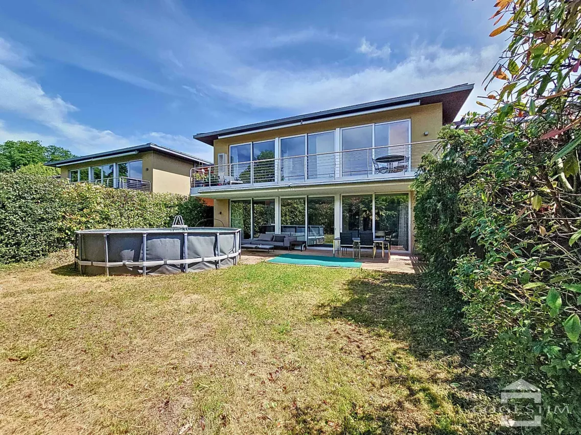 La Tour-de-Peilz - Spacieux duplex dans un cadre exclusif<br>L'esprit Maison, la simplicité d'un appartement