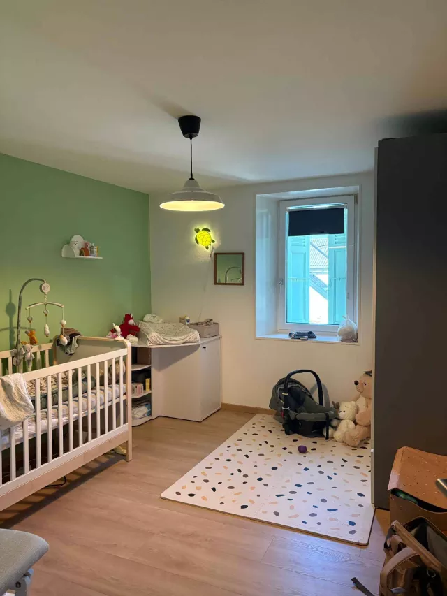 Affaire à saisir magnifique appartement de 3.5 pièces situé au 2? étage d'une petite PPE