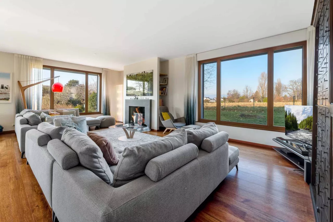 Corsier GE - Magnifique villa familiale avec piscine et grand jardin à Corsier