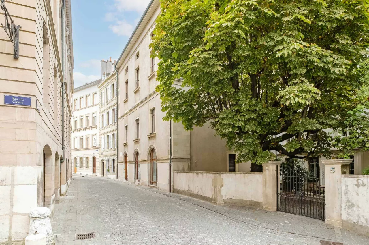 Genève - Exclusivité - Appartement rénové au coeur de la Vieille-Ville
