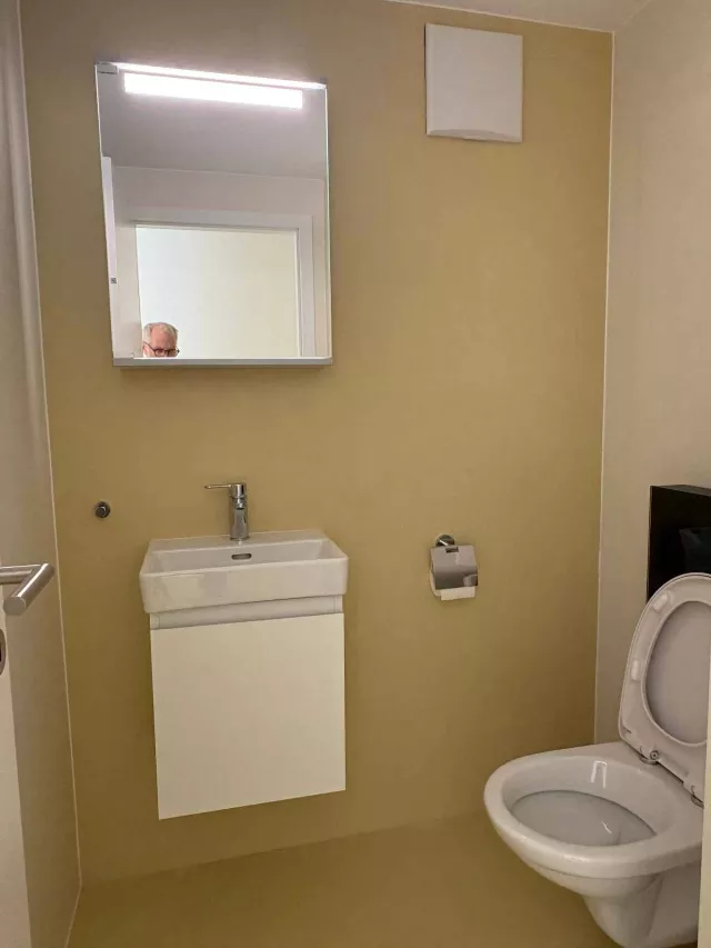 Appartement de 3.5 pièces au rez-de-chaussée avec vue imprenable sur les montagnes