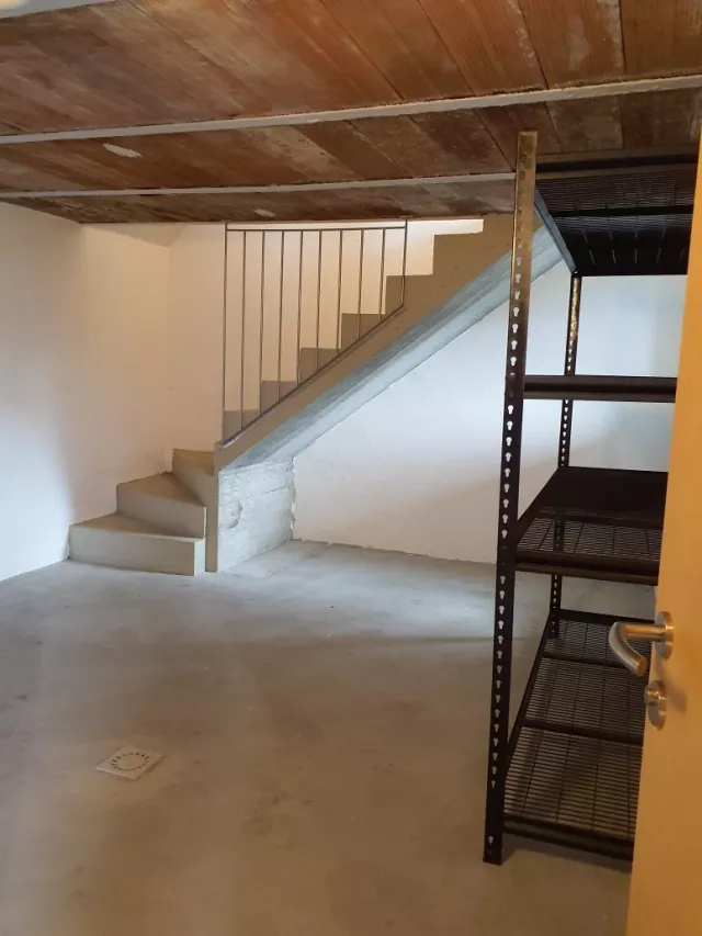 Reprise de bail - Habitat de 2.5 pièces au rez-de-chaussée