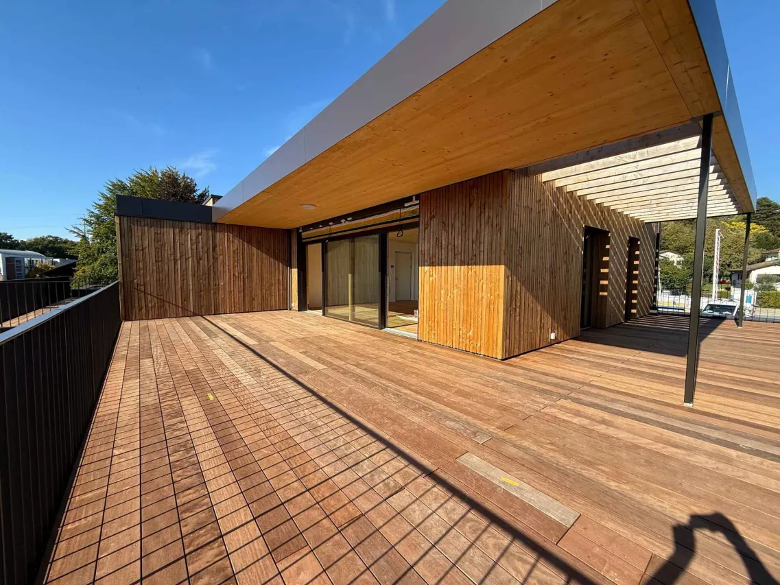 Lausanne - Duplex d'exception en attique avec une vaste terrasse ensoleillée