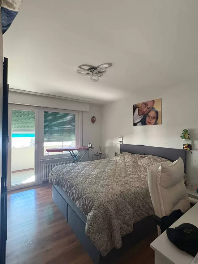 Appartement de 5.5 pièces au 2? étage – lumineux et traversant.