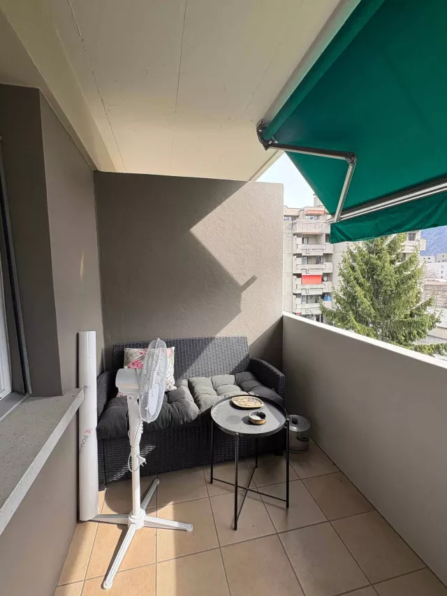 À vendre lumineux appartement 4.5 pièces là Sierre