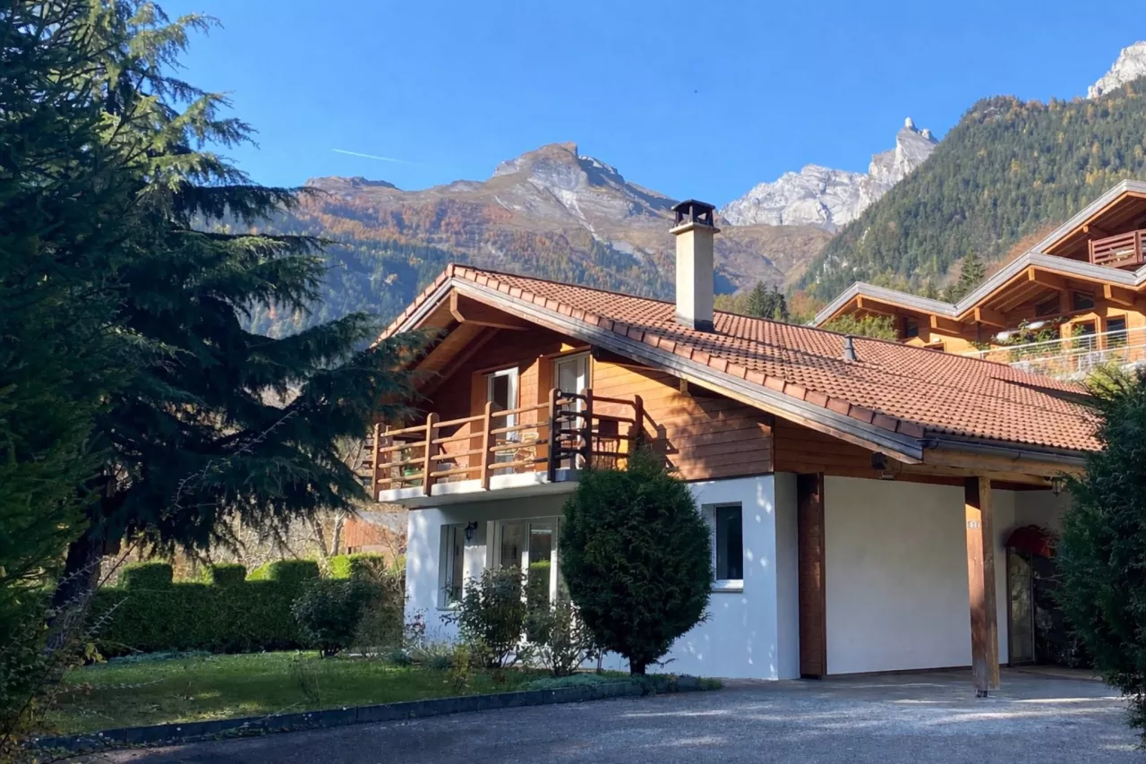 Les Vérines (Chamoson) - Magnifique chalet entouré de nature dans un havre de tranquillité