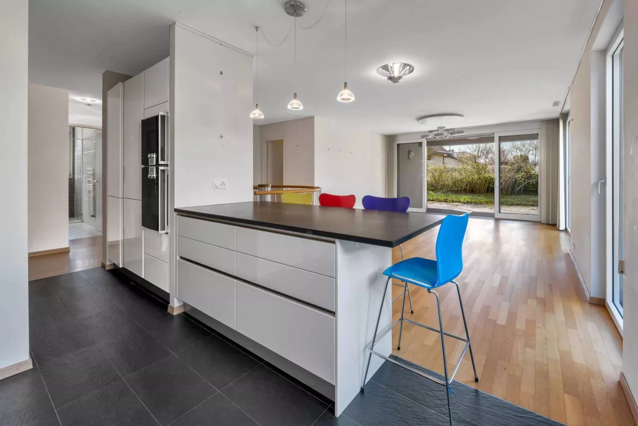 Chavannes-des-Bois - Duplex familial avec jardin et triple exposition